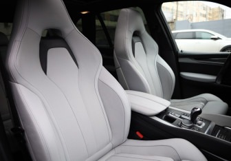 Подержанный автомобиль BMW X5 M 2017 года (29 фото)