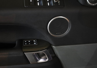 Подержанный автомобиль Land Rover Range Rover Sport 2015 года (21 фото)