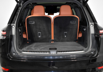 Подержанный автомобиль LiXiang L9 2023 года (26 фото)