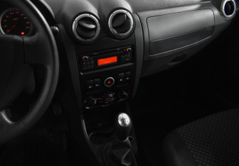 Подержанный автомобиль LADA (ВАЗ) Largus Wagon 2014 года (16 фото)