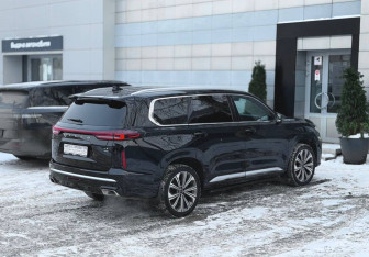 Подержанный автомобиль Exeed VX 2023 года (4 фото)