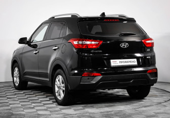 Подержанный автомобиль Hyundai Creta 2019 года (7 фото)