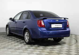 Подержанный автомобиль Chevrolet Lacetti Sedan 2006 года (7 фото)