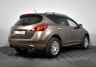 Подержанный автомобиль Nissan Murano Suv 2011 года (5 фото)