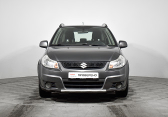 Подержанный автомобиль Suzuki SX4 Hatchback 2010 года (2 фото)