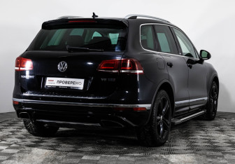 Подержанный автомобиль Volkswagen Touareg 2017 года (5 фото)