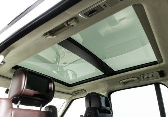 Подержанный автомобиль Land Rover Range Rover 2013 года (19 фото)