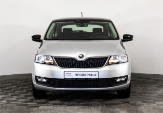 Подержанный автомобиль Skoda Rapid Liftback 2018 года (2 фото)