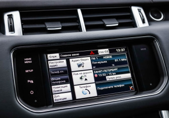 Подержанный автомобиль Land Rover Range Rover Sport 2015 года (20 фото)