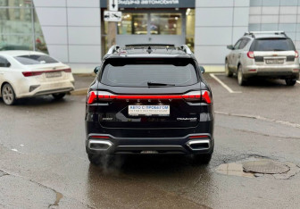 Подержанный автомобиль Geely Okavango 2024 года (5 фото)