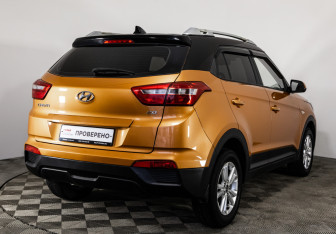 Подержанный автомобиль Hyundai Creta 2019 года (5 фото)