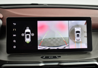 Подержанный автомобиль Geely Coolray 2023 года (15 фото)