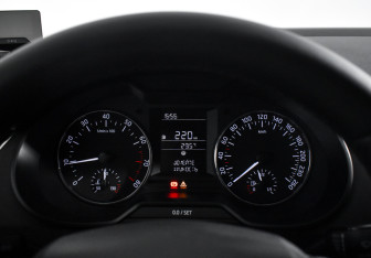 Подержанный автомобиль Skoda Octavia Liftback 2014 года (18 фото)