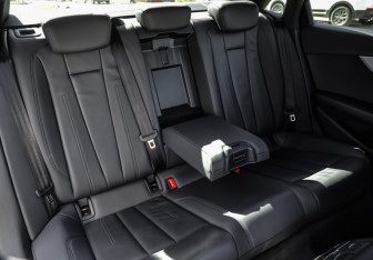 Подержанный автомобиль Audi A4 Sedan 2021 года (27 фото)