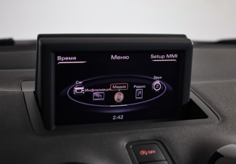 Подержанный автомобиль Audi A1 2013 года (14 фото)