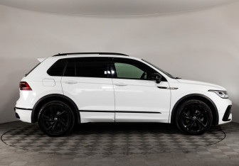 Подержанный автомобиль Volkswagen Tiguan 2021 года (4 фото)