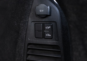 Подержанный автомобиль Volkswagen Touareg 2019 года (16 фото)