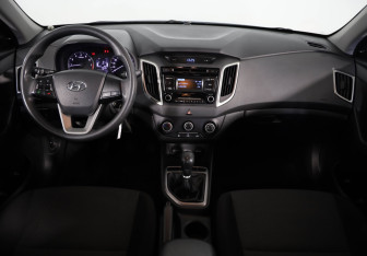 Подержанный автомобиль Hyundai Creta 2016 года (9 фото)