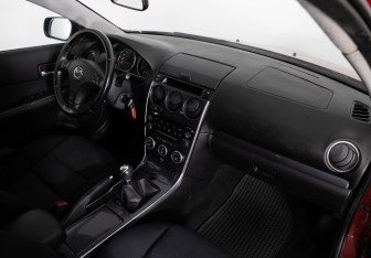 Подержанный автомобиль Mazda 6 Sedan 2007 года (10 фото)