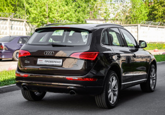 Подержанный автомобиль Audi Q5 2013 года (6 фото)