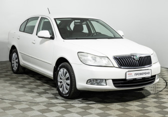Подержанный автомобиль Skoda Octavia Liftback 2013 года (3 фото)