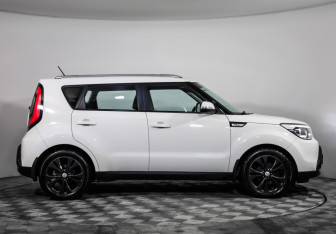 Подержанный автомобиль Kia Soul 2015 года (4 фото)