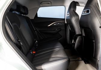 Подержанный автомобиль Omoda C5 2024 года (21 фото)