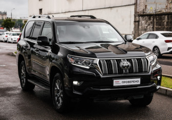 Подержанный автомобиль Toyota Land Cruiser Prado 2018 года (5 фото)