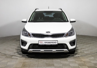 Подержанный автомобиль Kia Rio Hatchback 2018 года (2 фото)