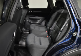 Подержанный автомобиль Mazda CX-5 2017 года (11 фото)