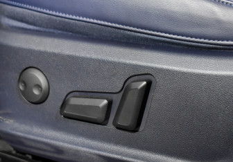 Подержанный автомобиль Haval F7 2023 года (10 фото)