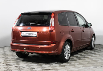 Подержанный автомобиль Ford C-MAX 2008 года (5 фото)