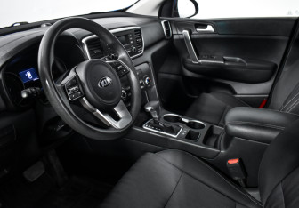 Подержанный автомобиль Kia Sportage 2019 года (9 фото)