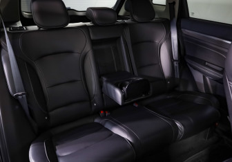 Подержанный автомобиль Geely Atlas Pro 2023 года (26 фото)