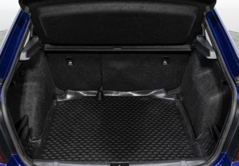 Подержанный автомобиль Skoda Rapid Liftback 2019 года (17 фото)