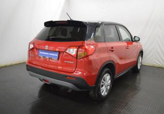 Подержанный автомобиль Suzuki Vitara 2017 года (5 фото)