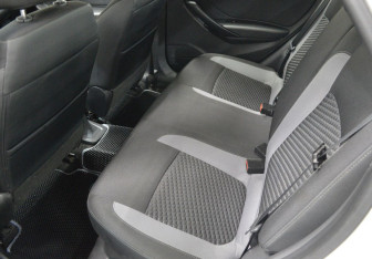 Подержанный автомобиль LADA (ВАЗ) Vesta Sedan 2015 года (11 фото)