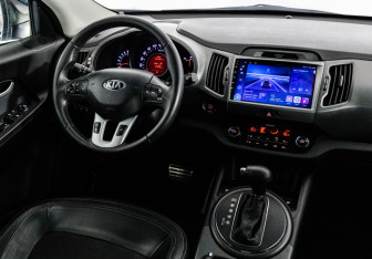 Подержанный автомобиль Kia Sportage 2012 года (15 фото)