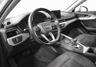 Подержанный автомобиль Audi A4 Sedan 2016 года (9 фото)