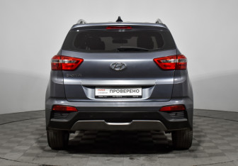 Подержанный автомобиль Hyundai Creta 2018 года (6 фото)