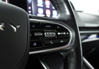 Подержанный автомобиль Omoda C5 2022 года (21 фото)