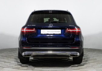 Подержанный автомобиль Mercedes-Benz GLC Coupe 2017 года (6 фото)