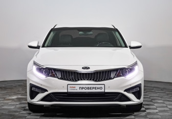 Подержанный автомобиль Kia Optima Sedan 2018 года (2 фото)