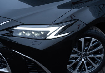 Новый Lexus ES 2025 (9 фото)