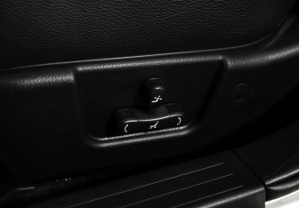 Подержанный автомобиль Chevrolet Epica 2007 года (17 фото)