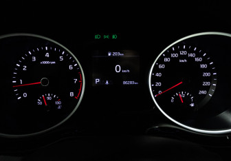 Подержанный автомобиль Kia Ceed Hatchback 2018 года (12 фото)