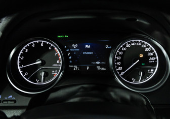 Подержанный автомобиль Toyota Camry Sedan 2018 года (17 фото)