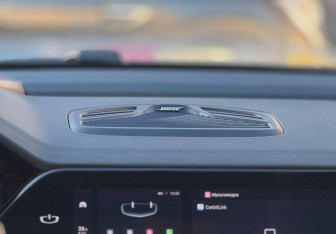 Подержанный автомобиль Geely Monjaro 2024 года (24 фото)