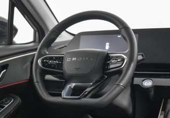 Подержанный автомобиль Omoda C5 2023 года (14 фото)