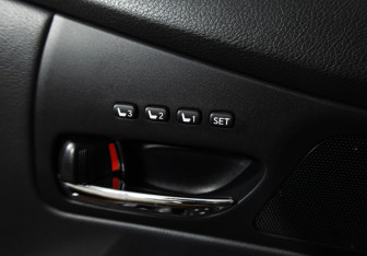 Подержанный автомобиль Lexus RX 2014 года (16 фото)